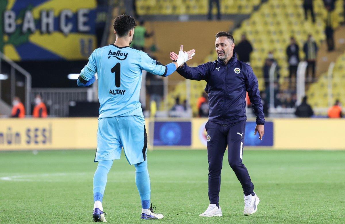 Pereira'dan Altay Bayındır'a: Sana güveniyorum