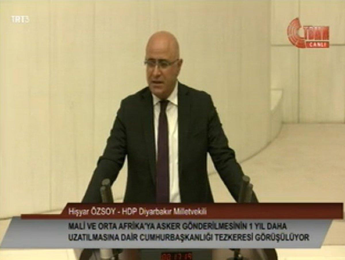 HDP'den tezkere savunması: Türkiye Fransa'nın yerini almaya çalışmasın