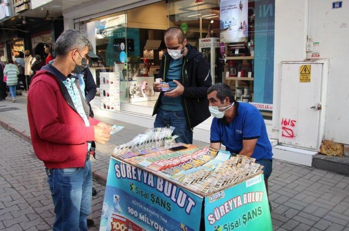 Kazı kazandan 200 lira kazandı sandı! Gerçeği öğrenince hayatının şokunu yaşadı