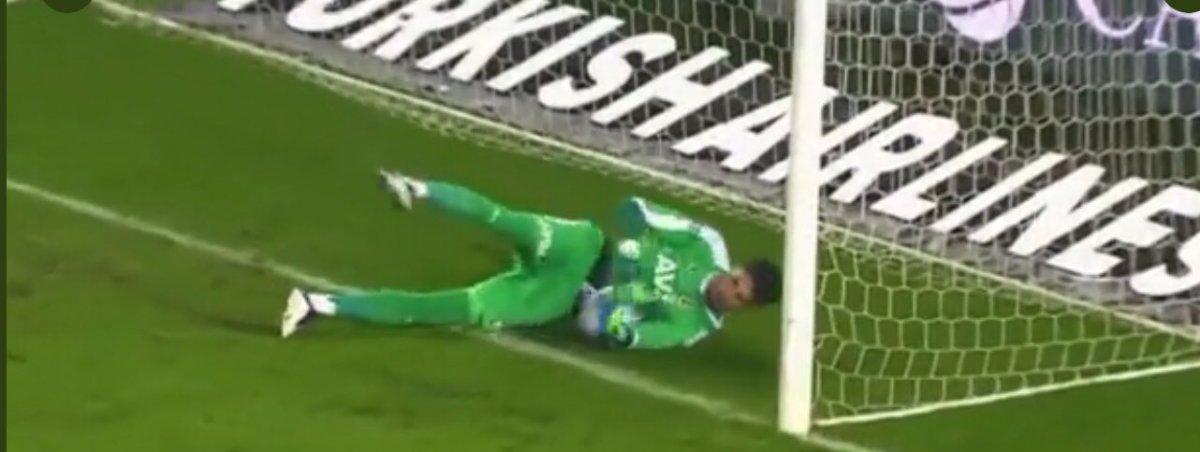 Pereira'dan Altay Bayındır'a: Sana güveniyorum