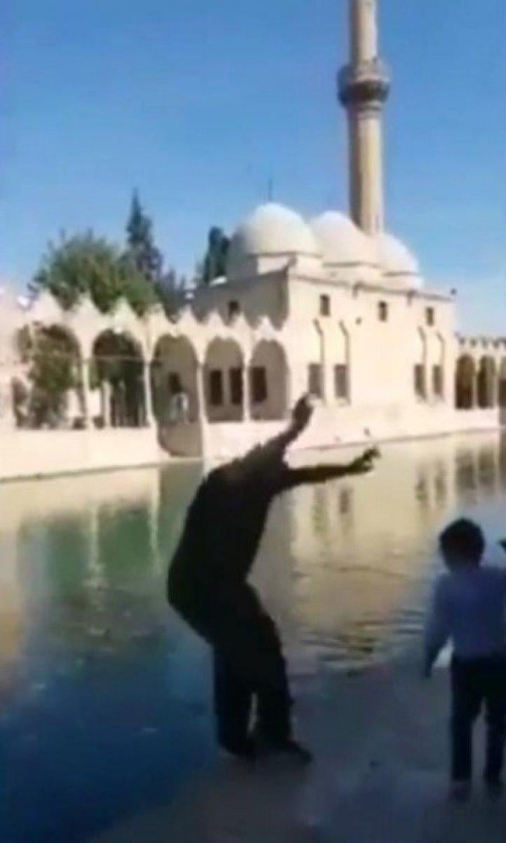 Sosyal medyadan canlı yayın yapan kişi, Balıklıgöl'e düştü