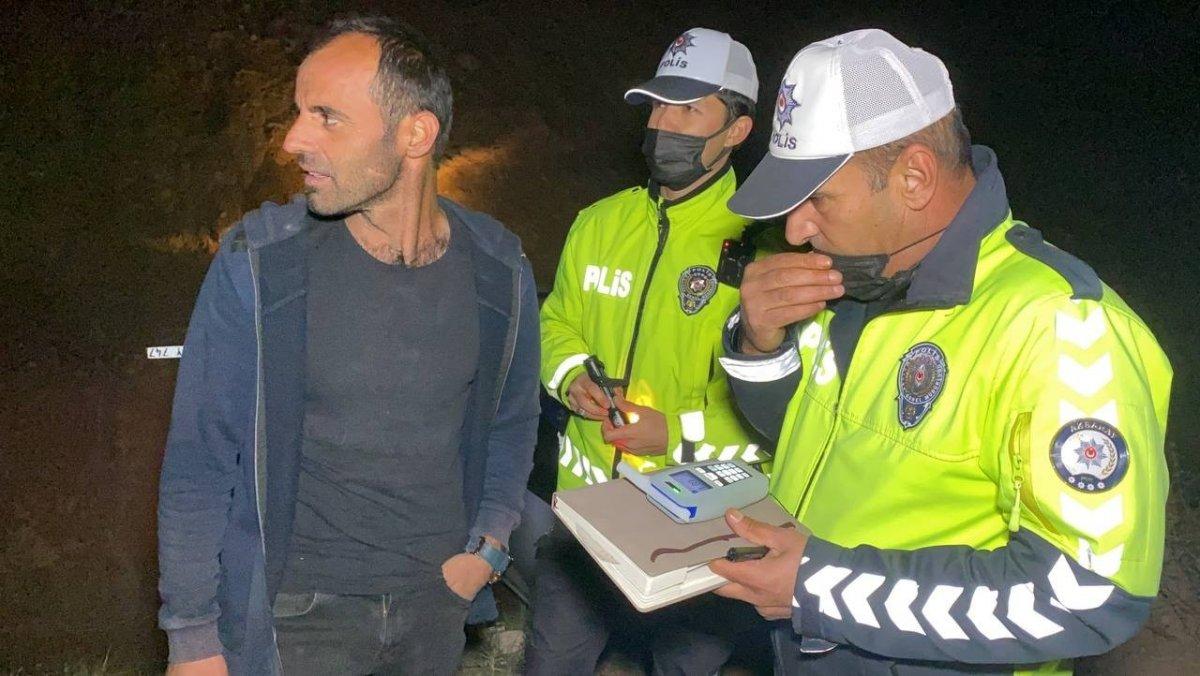 Aksaray'da alkollü sürücü kendi alkol testini yaptı: Alkollüyüm o zaman