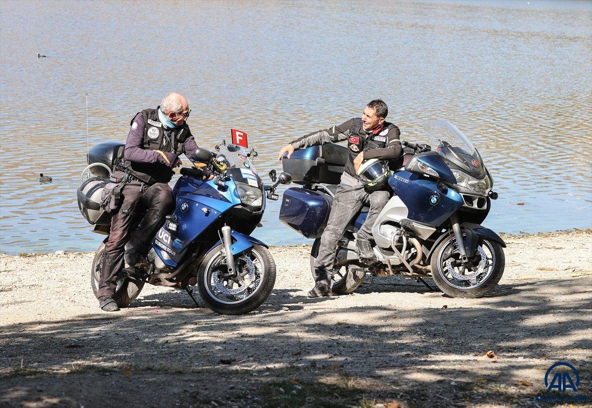 Üç kuşaktır motosikletten inmeyen Alp ailesi, bu tutkuyu çocuklarına da aşılıyor