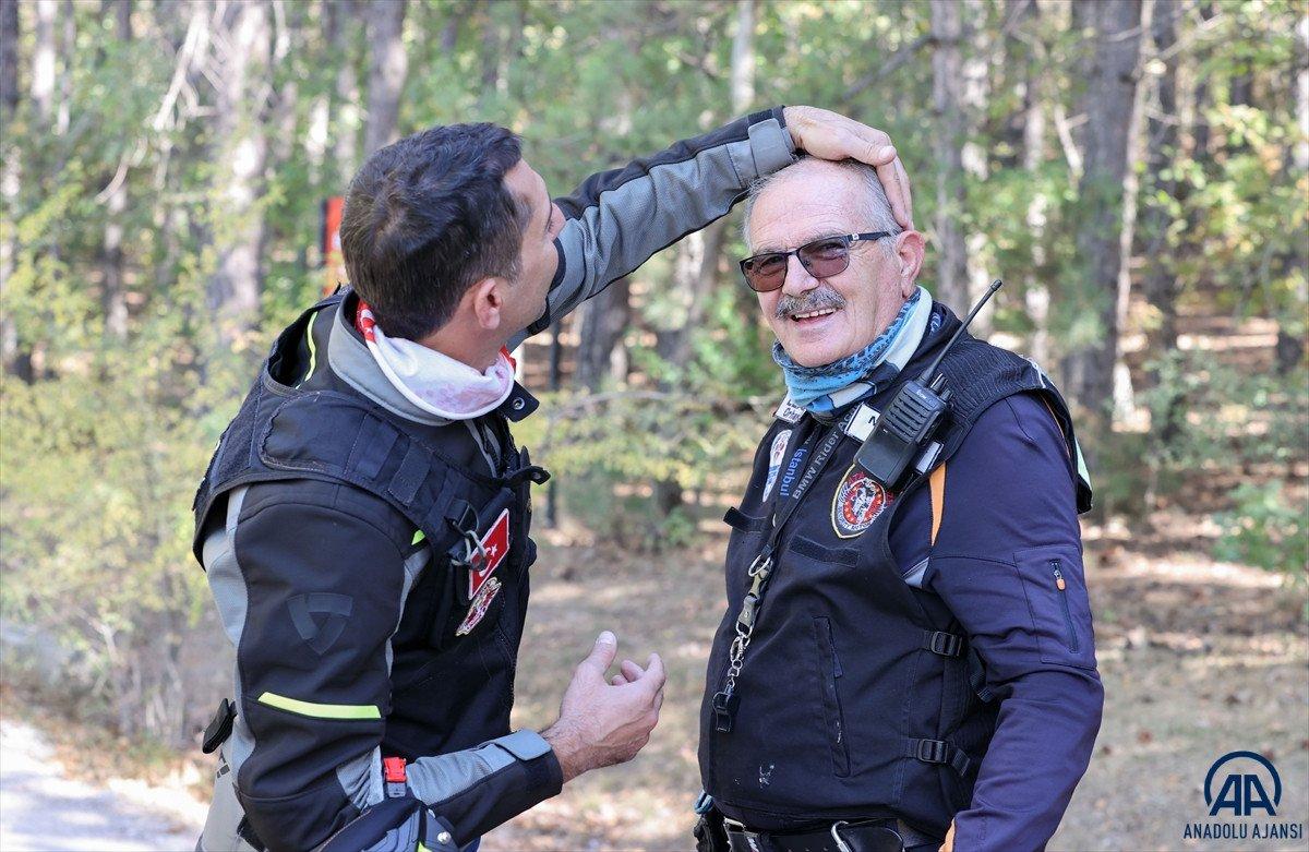 Üç kuşaktır motosikletten inmeyen Alp ailesi, bu tutkuyu çocuklarına da aşılıyor