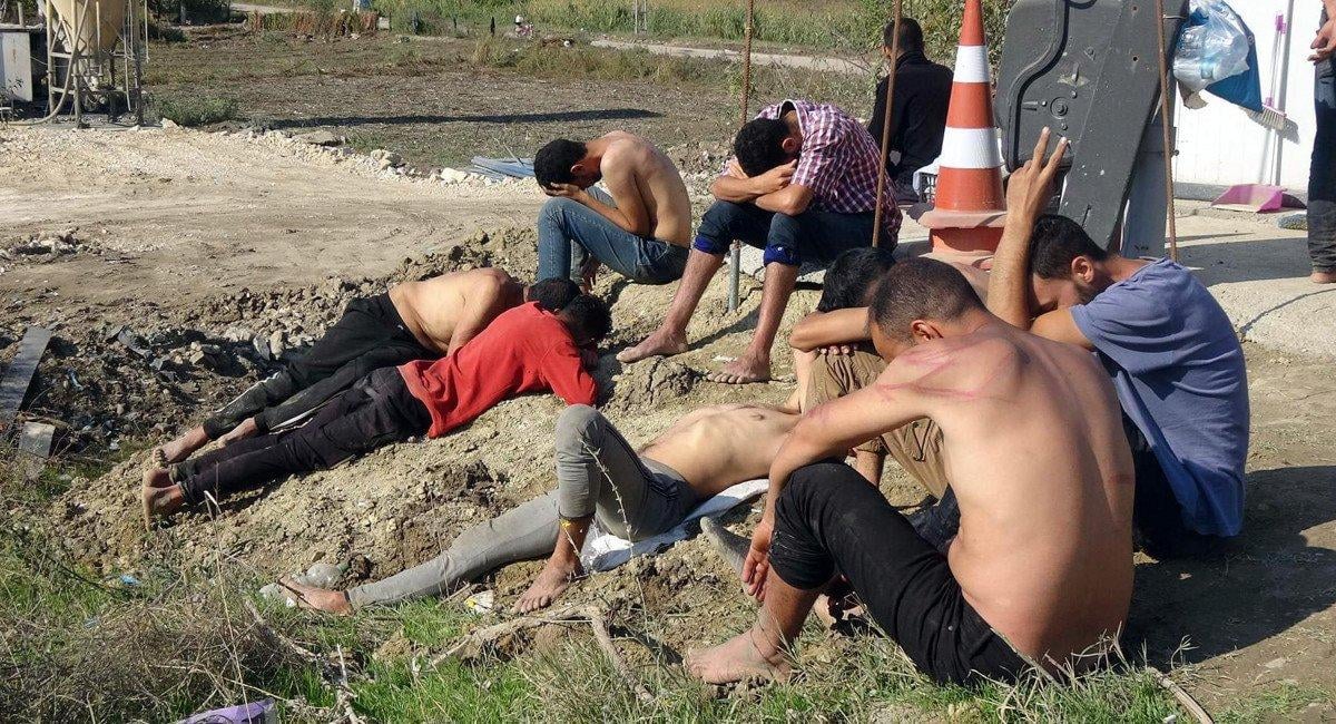 Yunanistan, para ve kıyafetlerini aldığı göçmenleri dövüp, Türkiye'ye itti