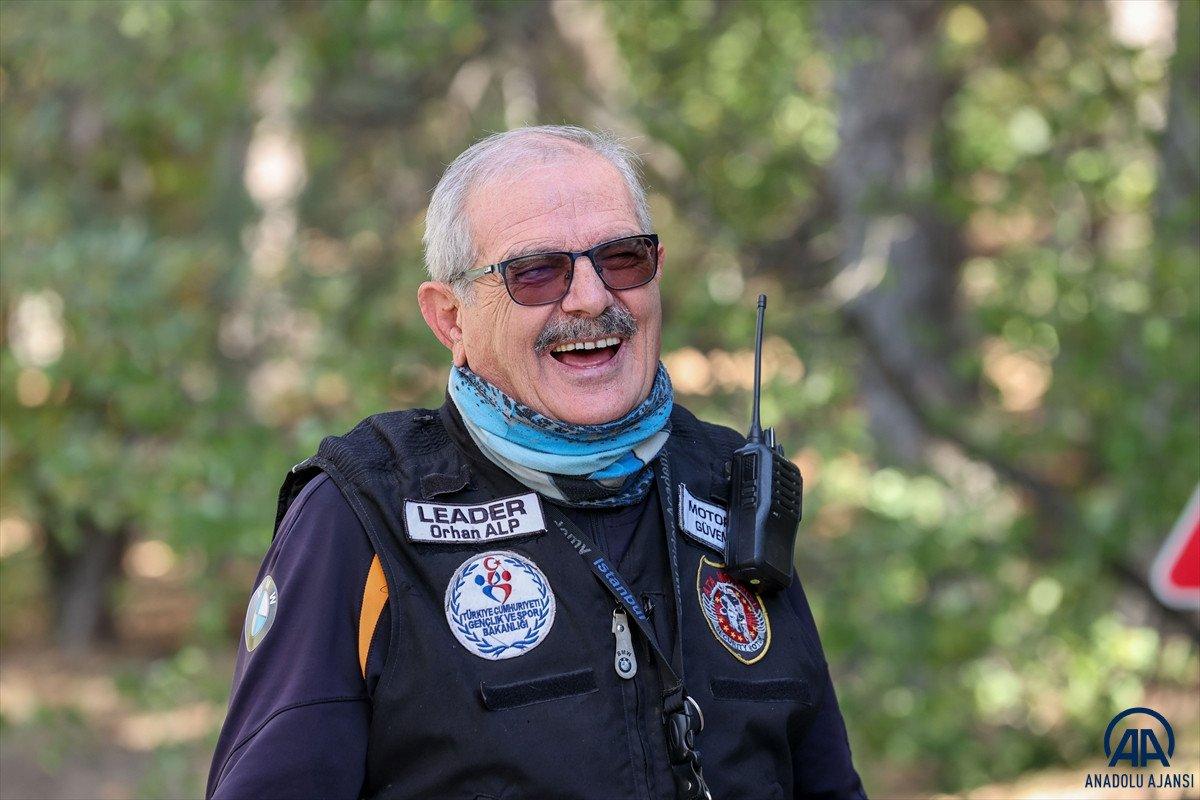 Üç kuşaktır motosikletten inmeyen Alp ailesi, bu tutkuyu çocuklarına da aşılıyor