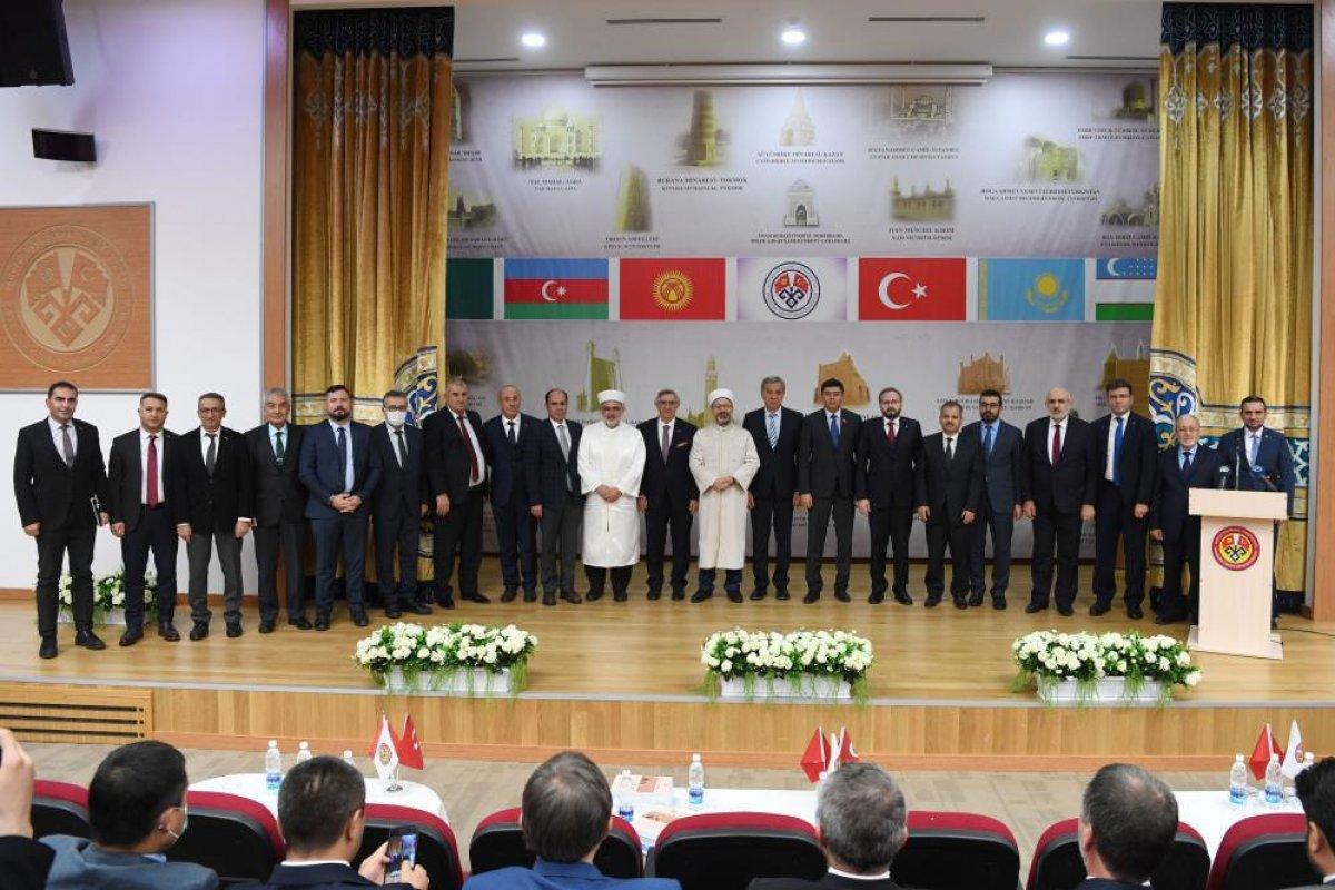 Ali Erbaş: Dini istismar eden yapılar terör örgütüne dönüşüyor