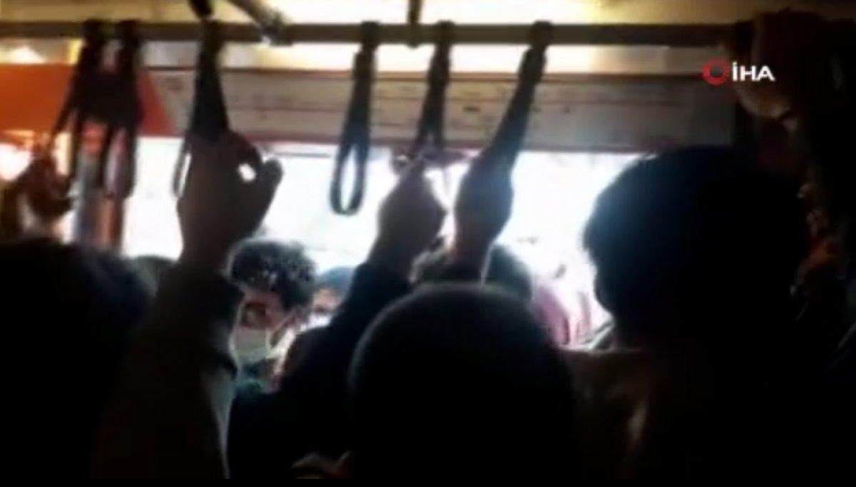 İstanbul'da metro seferleri az olunca, yolcular metroya binemedi