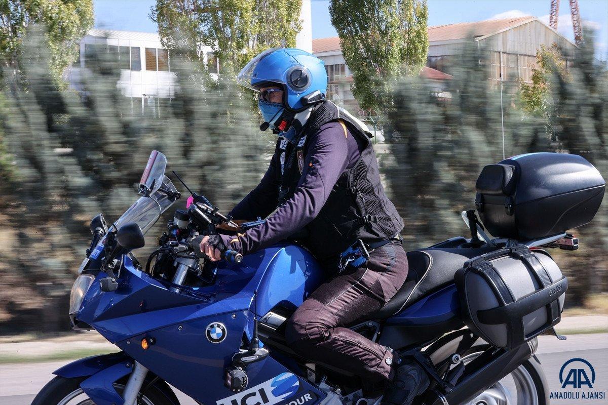 Üç kuşaktır motosikletten inmeyen Alp ailesi, bu tutkuyu çocuklarına da aşılıyor