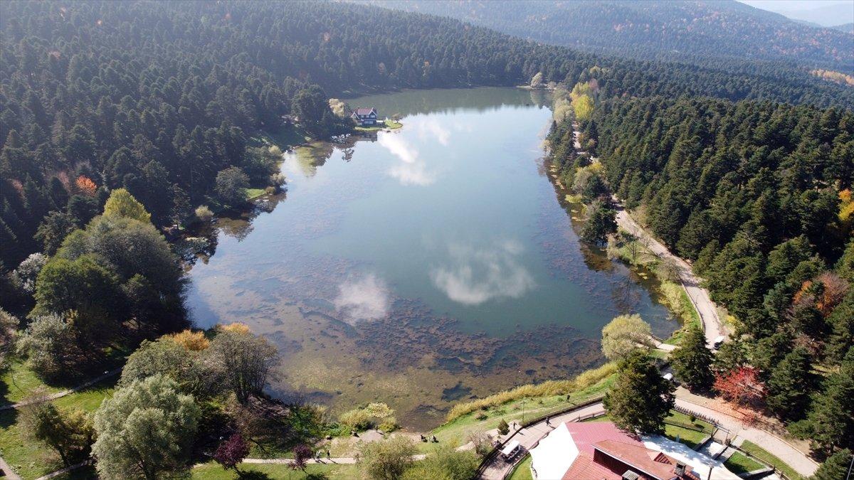 Gölcük Tabiat Parkı'ndan sonbahar manzaraları