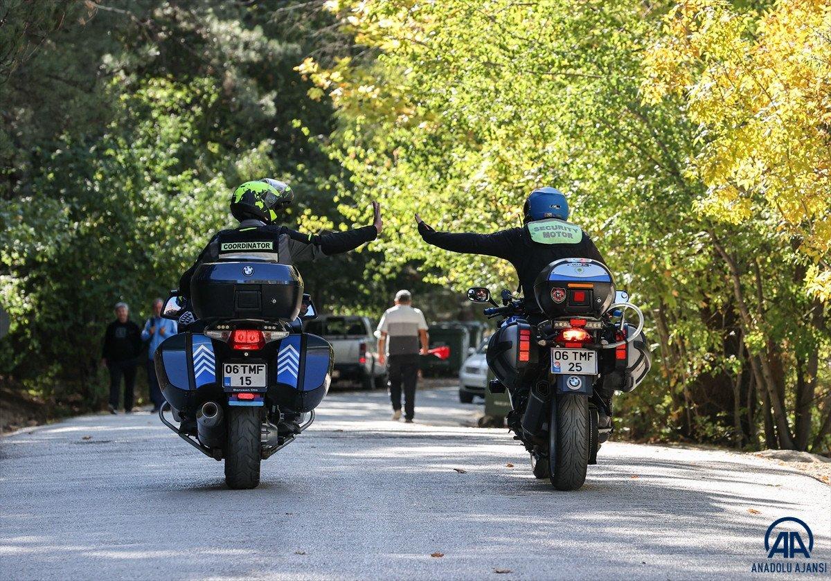 Üç kuşaktır motosikletten inmeyen Alp ailesi, bu tutkuyu çocuklarına da aşılıyor