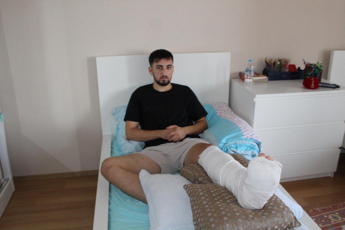 Kocaeli'de köpeklerden kaçarken ayağını kıran Yiğit: Futbol hayatım bitti