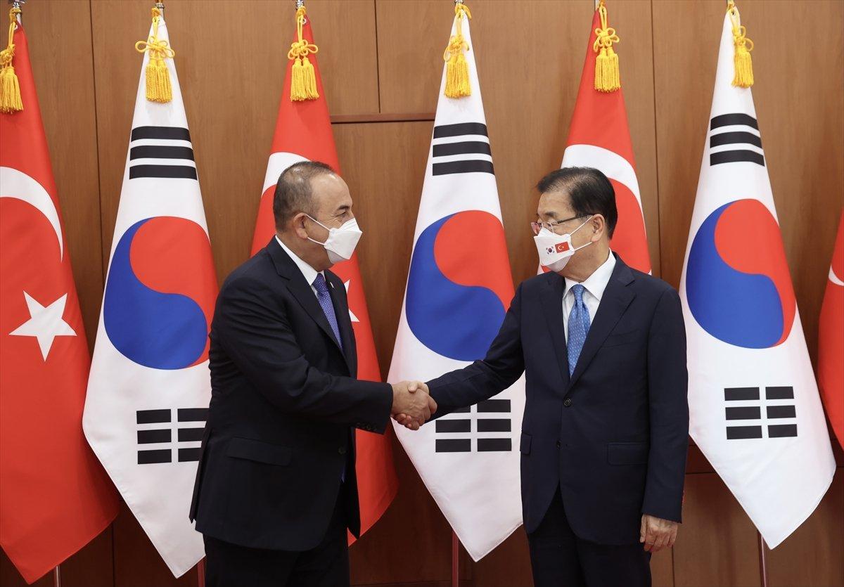 Bakan Çavuşoğlu, Güney Koreli mevkidaşı ile görüştü