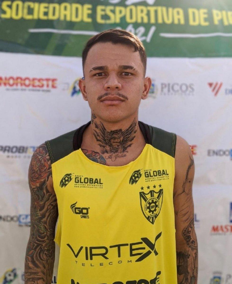 Brezilyalı futbolcu Bruninho evinde öldürüldü