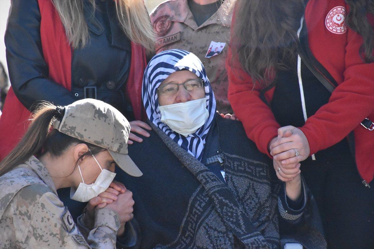 Uzman Çavuş Burak Tortumlu son yolculuğuna uğurlandı