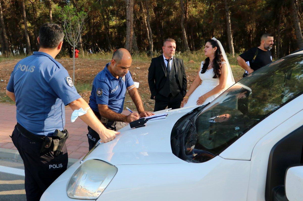 Adana’da dış çekim yapan çiftin altınlarını çaldılar