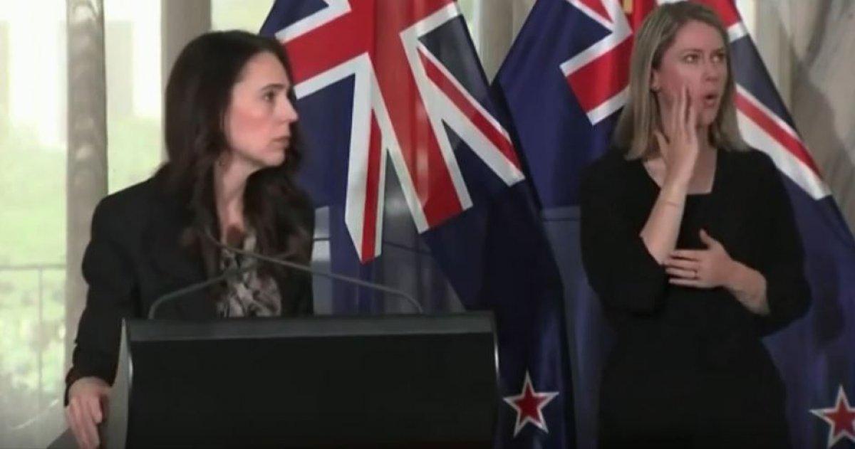 Jacinda Ardern, basın toplantısında depreme yakalandı