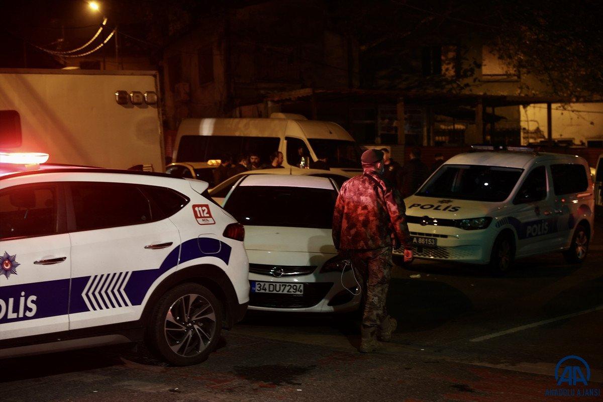 Beyoğlu'nda silahlı saldırı: 5 yaralı