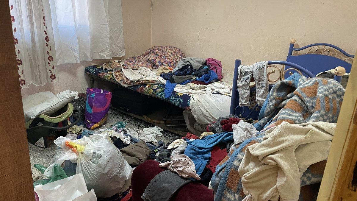 Zonguldak'ta çaresiz baba, 2 yaşındaki oğluyla uzanacak yardım eli bekliyor