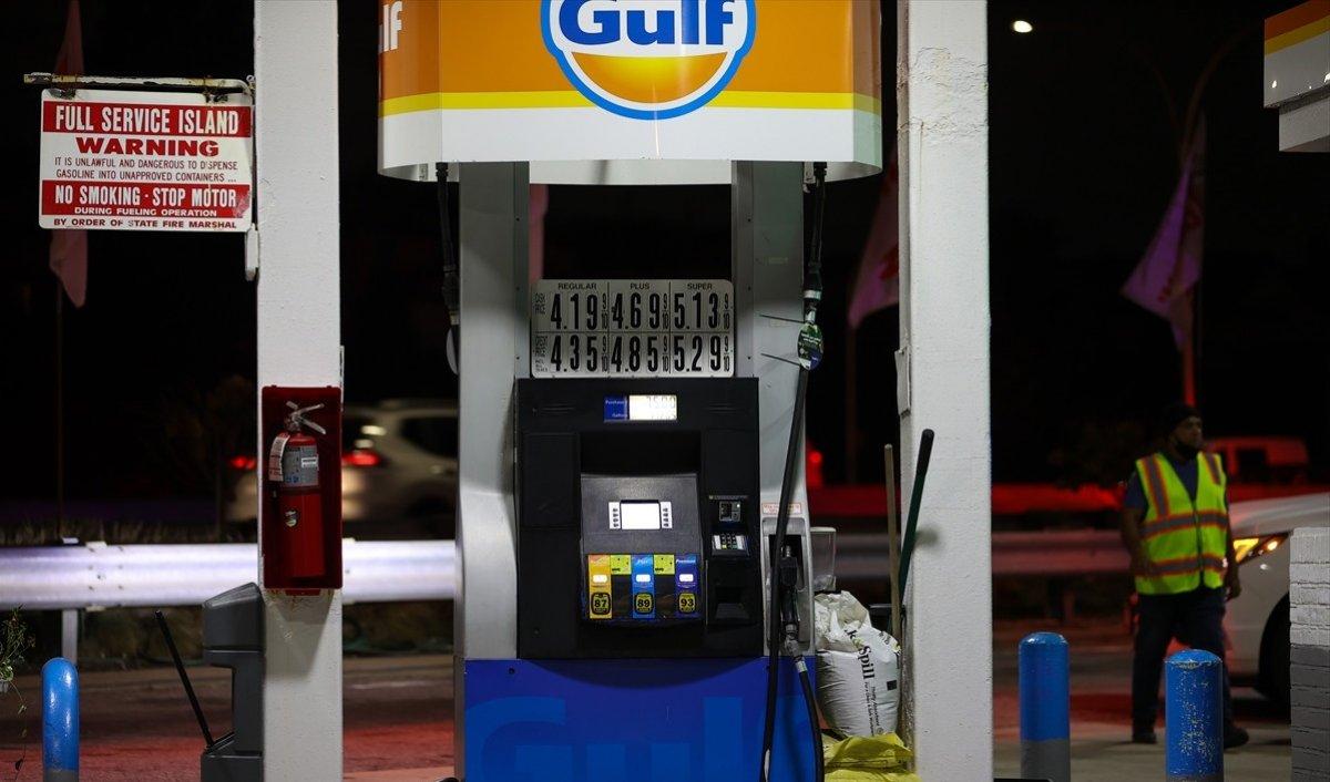 New York'ta benzin fiyatları arttı