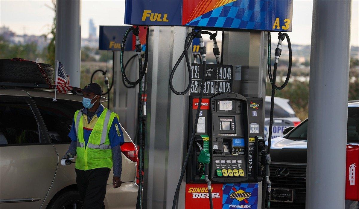 New York'ta benzin fiyatları arttı