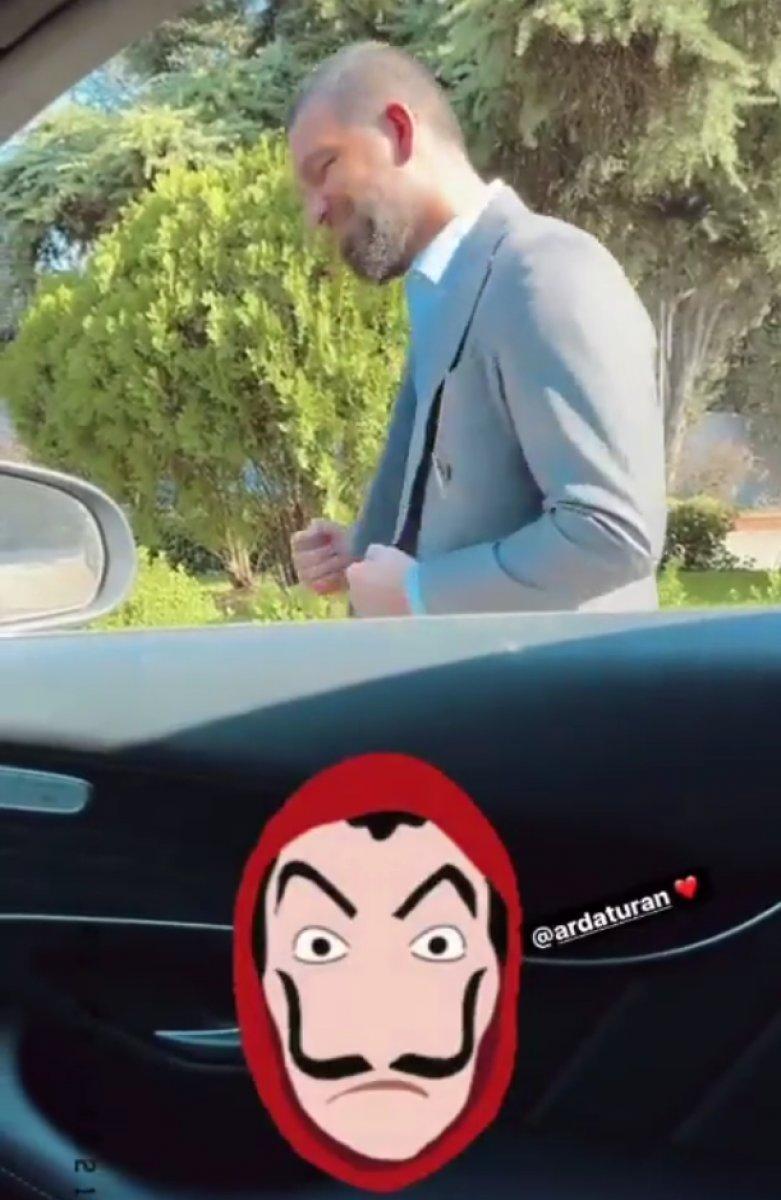 Arda Turan'ın dans performansı