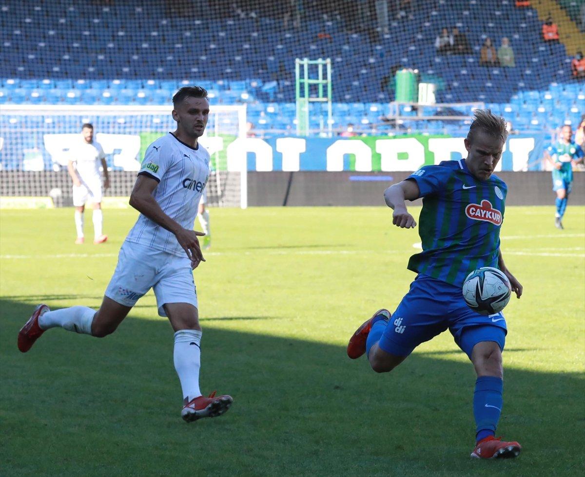 Rizespor ilk galibiyetini aldı