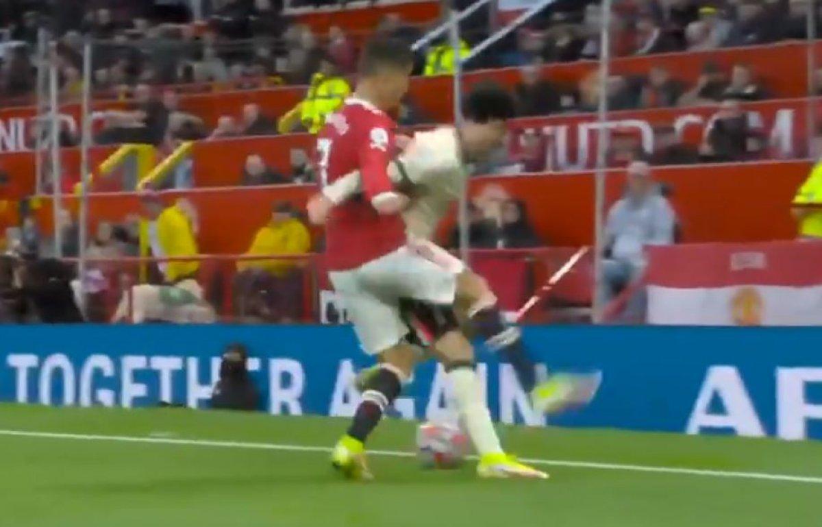 Liverpool, Manchester United'ı tarihi bir skorla geçti