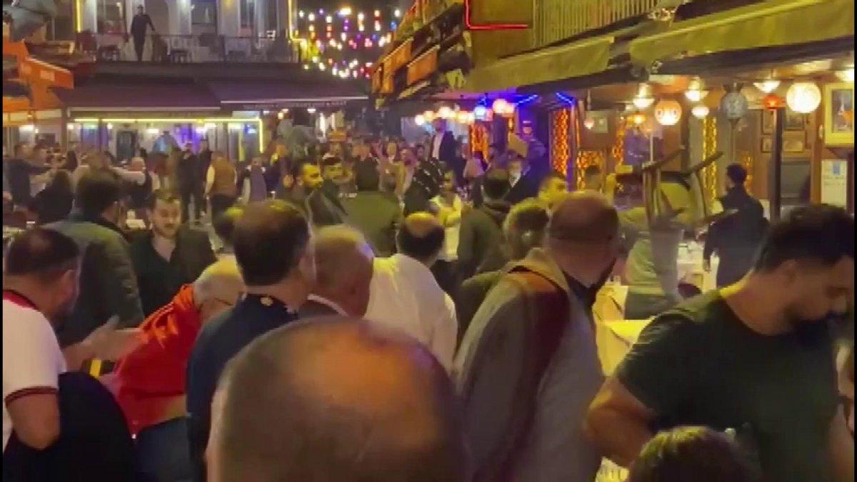 Kumkapı’da eğlence hastanede bitti