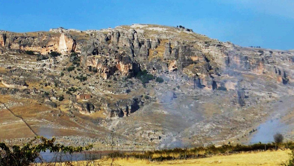 Diyarbakır Hasuni Mağaraları'nın çöp alanından arındırılması isteniyor