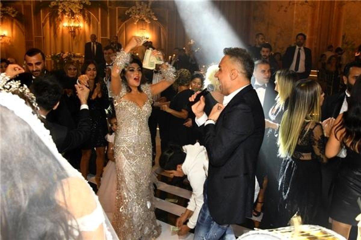 Berdan Mardini, dolar yağmuruna tutuldu