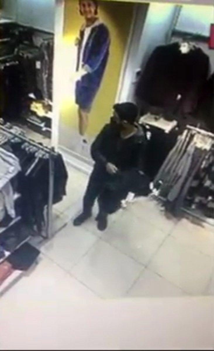 Bakırköy'de aynı mağazadan 3 kez kıyafet çalan şahıs yakalandı