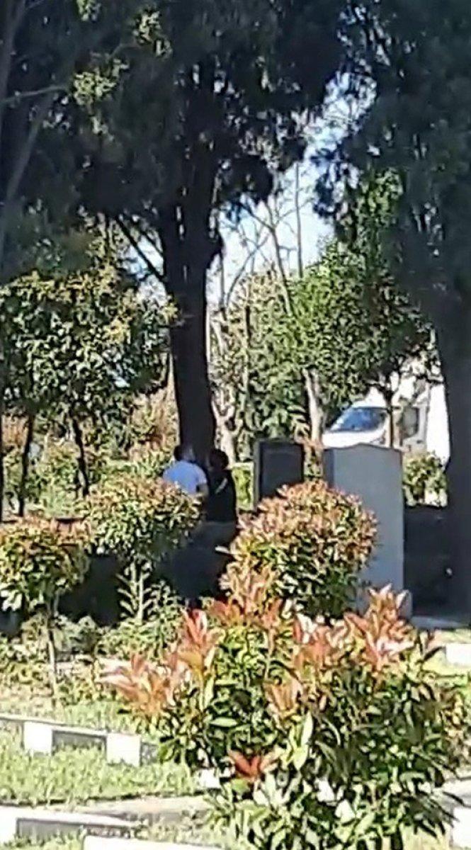 Edirnekapı Şehitliği'nde tepki çeken görüntüler