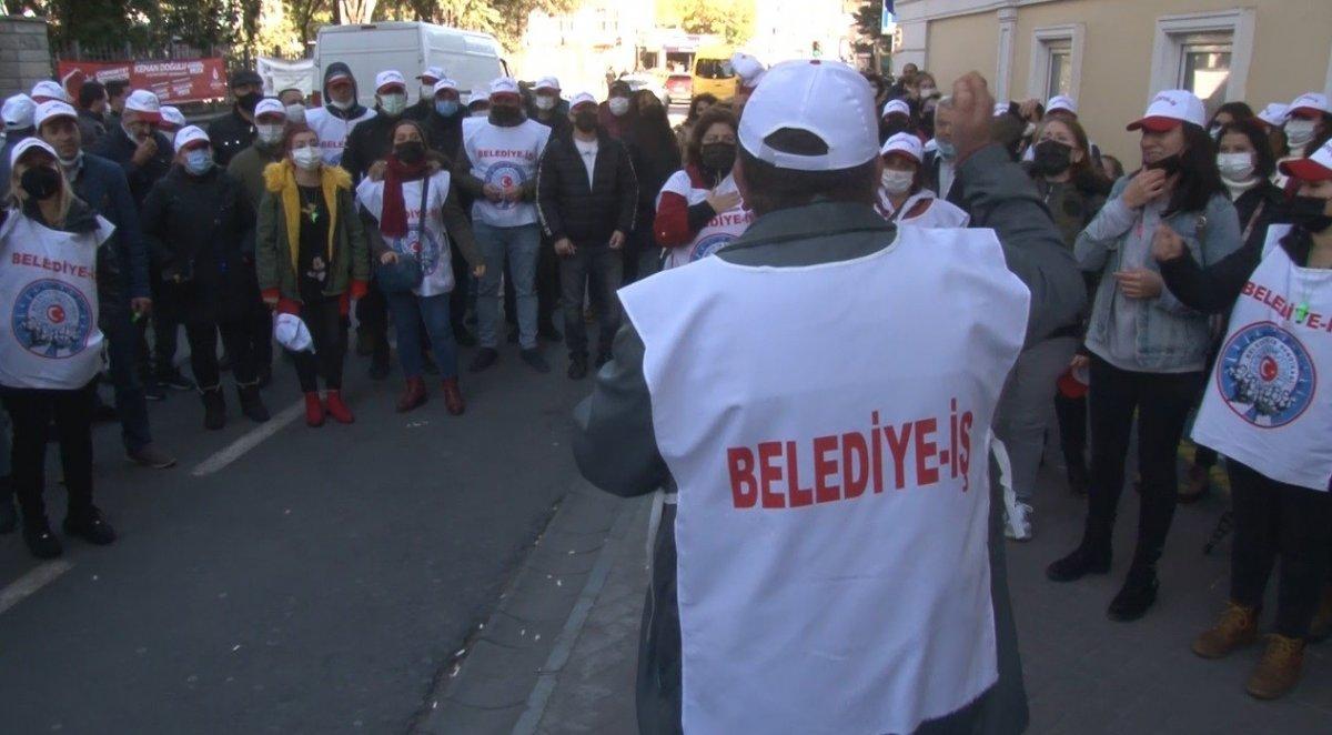 Bakırköy Belediyesi işçileri, 3 yıldır bekledikleri zam gelmeyince greve başladı