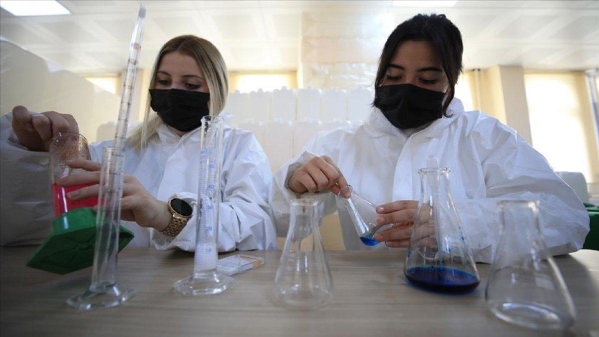 Meslek liseleri fabrika gibi çalışıyor