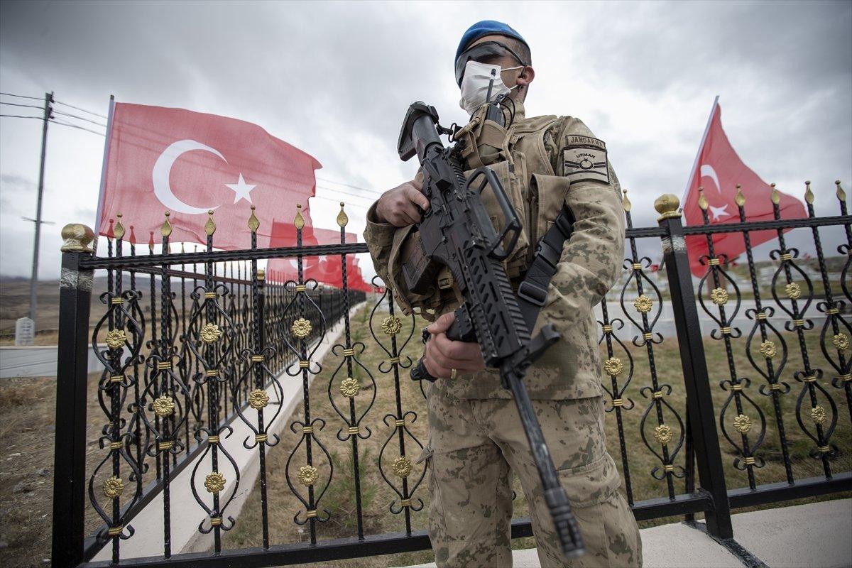 Terör örgütü PKK'nın 33 kişiyi şehit ettiği Yavi katliamının 28'inci yılı