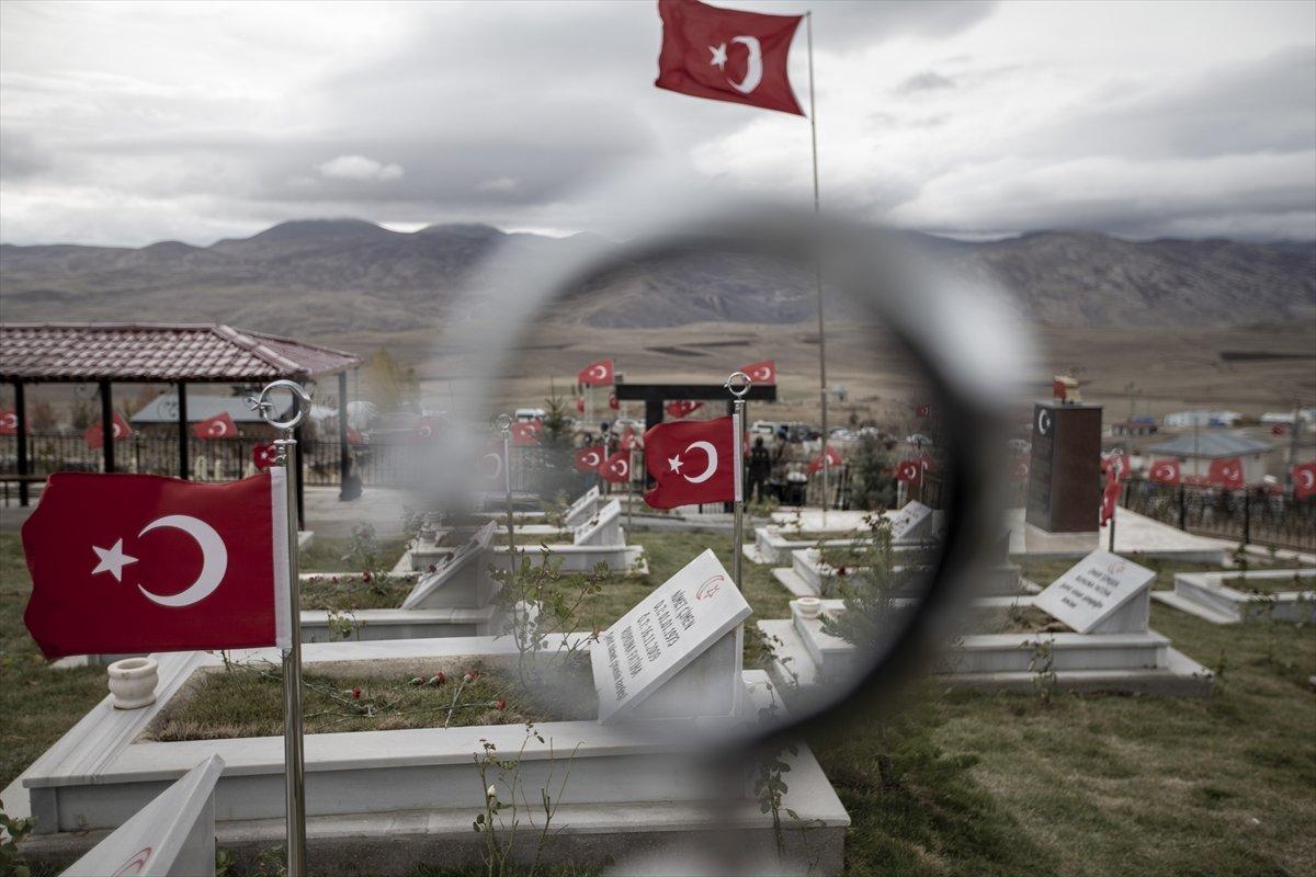 Terör örgütü PKK'nın 33 kişiyi şehit ettiği Yavi katliamının 28'inci yılı