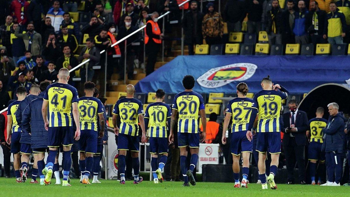 Fenerbahçe'de savunma alarm veriyor