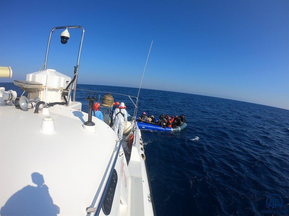 Aydın'da 79 kaçak göçmen kurtarıldı