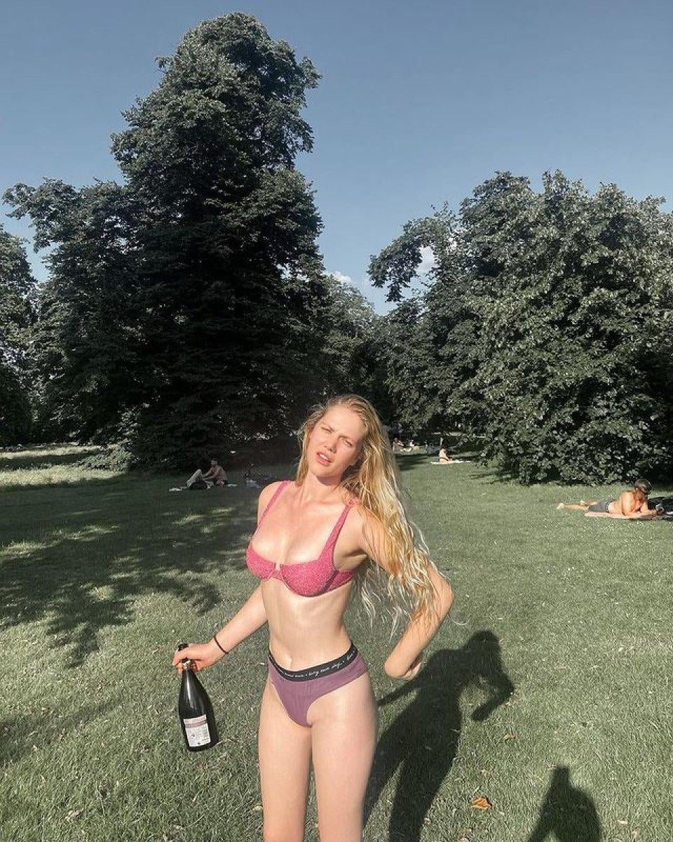 Serel Yereli, korsan taksi kullanıyor