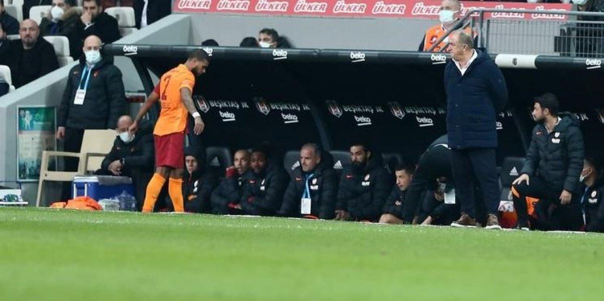 Yedlin'den Fatih Terim'e su şişeli tepki