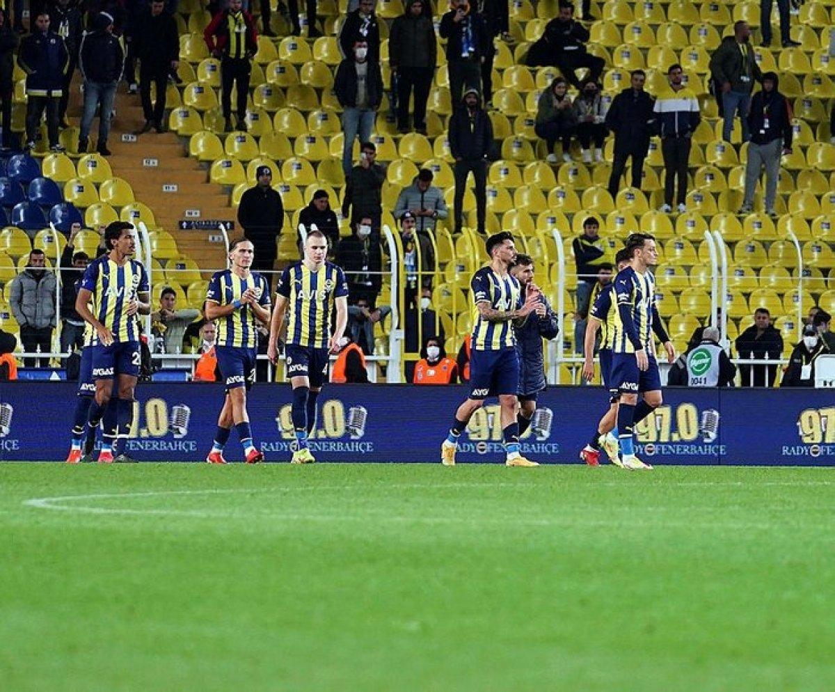 Fenerbahçe'de savunma alarm veriyor