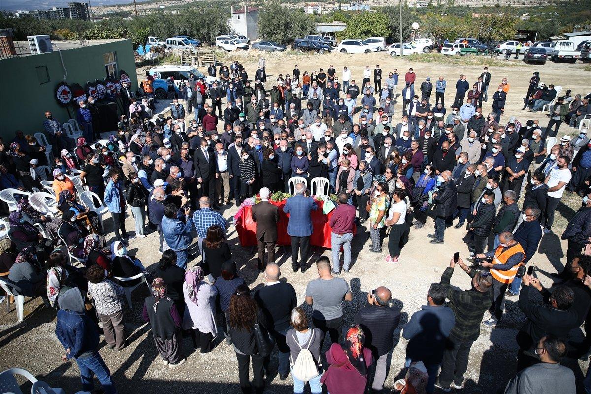 Musa Eroğlu'nun eşi son yolculuğuna uğurlandı