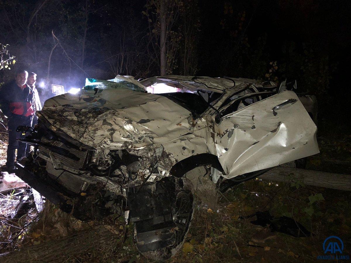 Tokat'ta kamyonet 100 metreden uçuruma yuvarlandı: 3 ölü, 1 yaralı