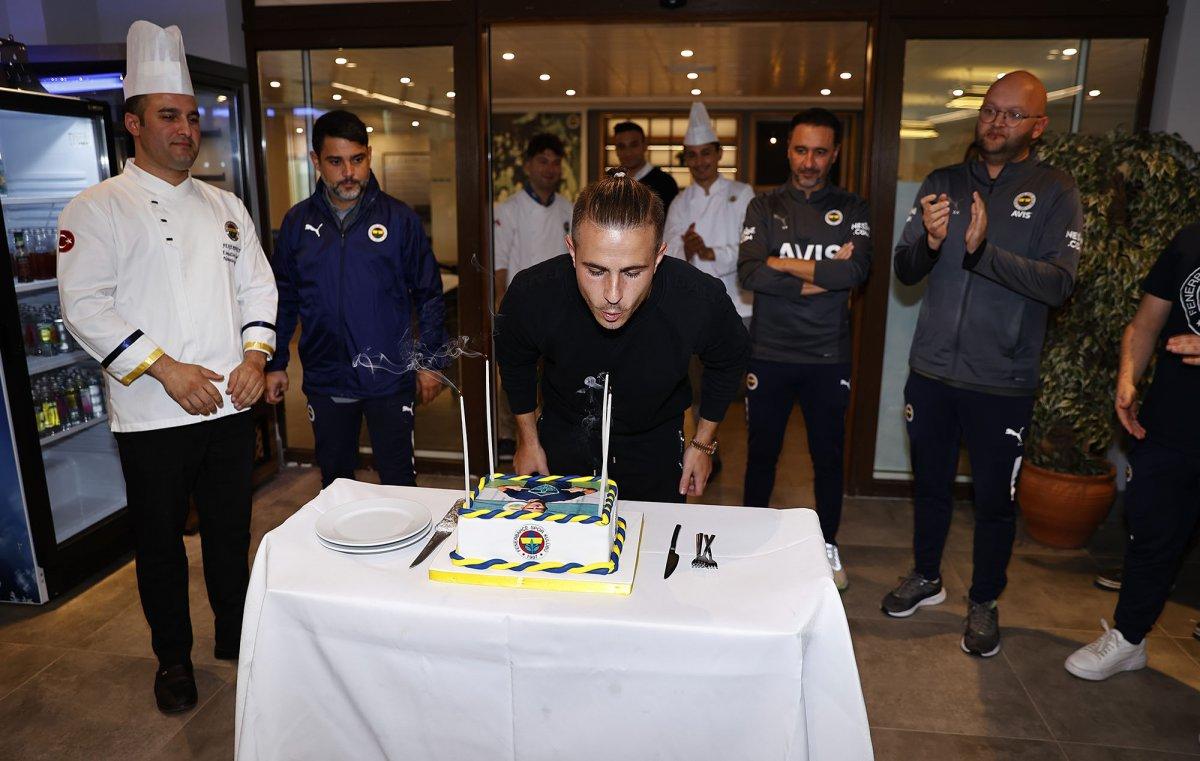 Dimitris Pelkas’ın doğum günü kutlandı