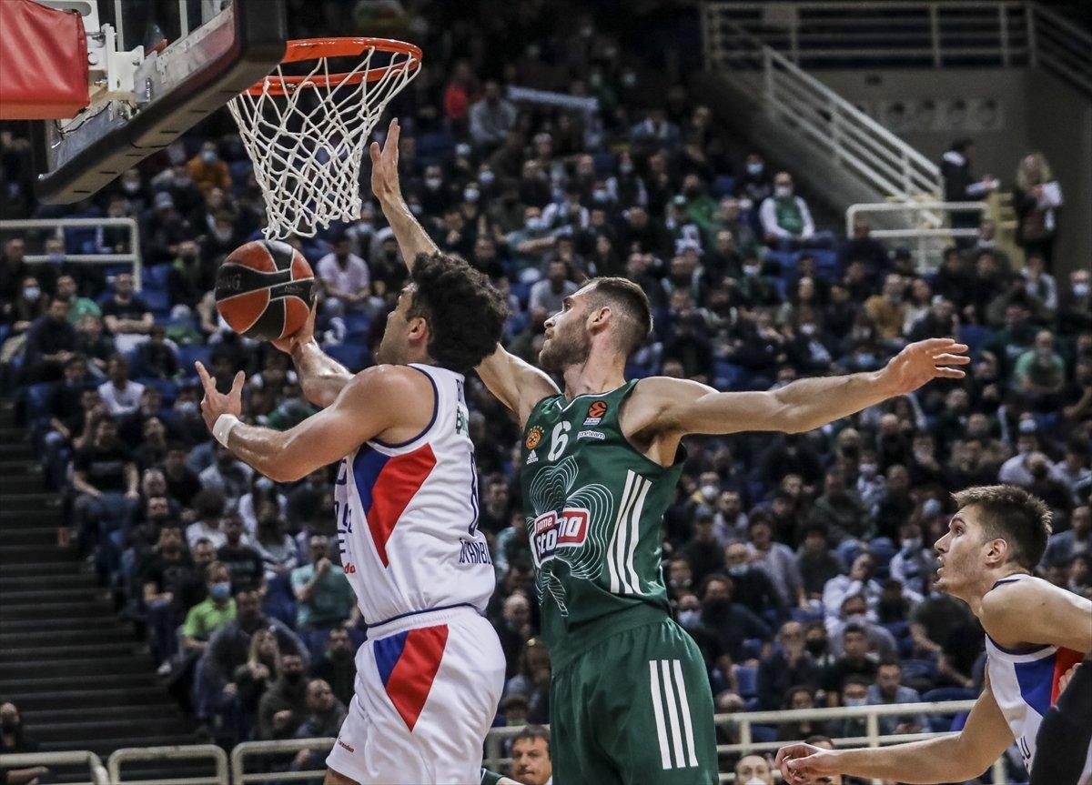 Anadolu Efes EuroLeague'de Panathinaikos'tan fark yedi