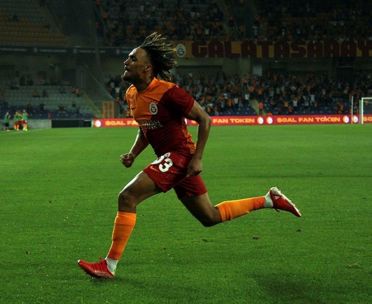 Sacha Boey için seferberlik