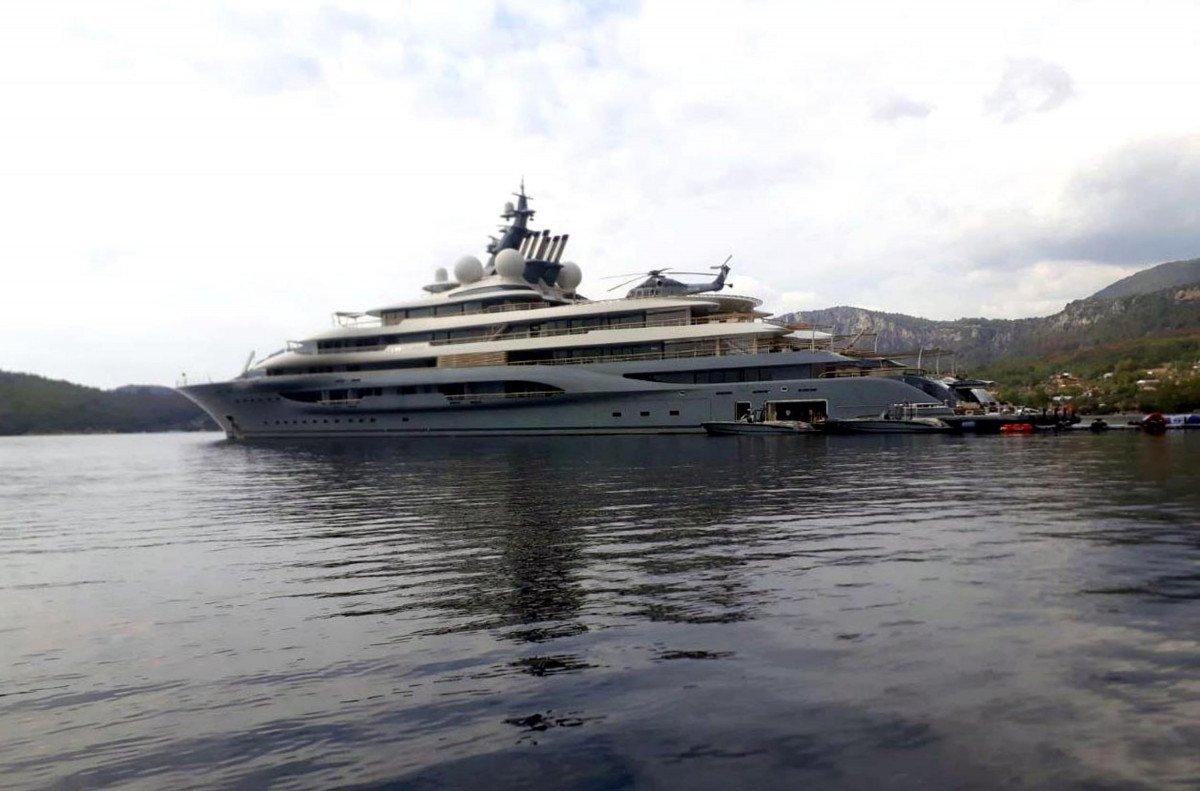 Jeff Bezos'un yatı, Akbük Koyu'nda