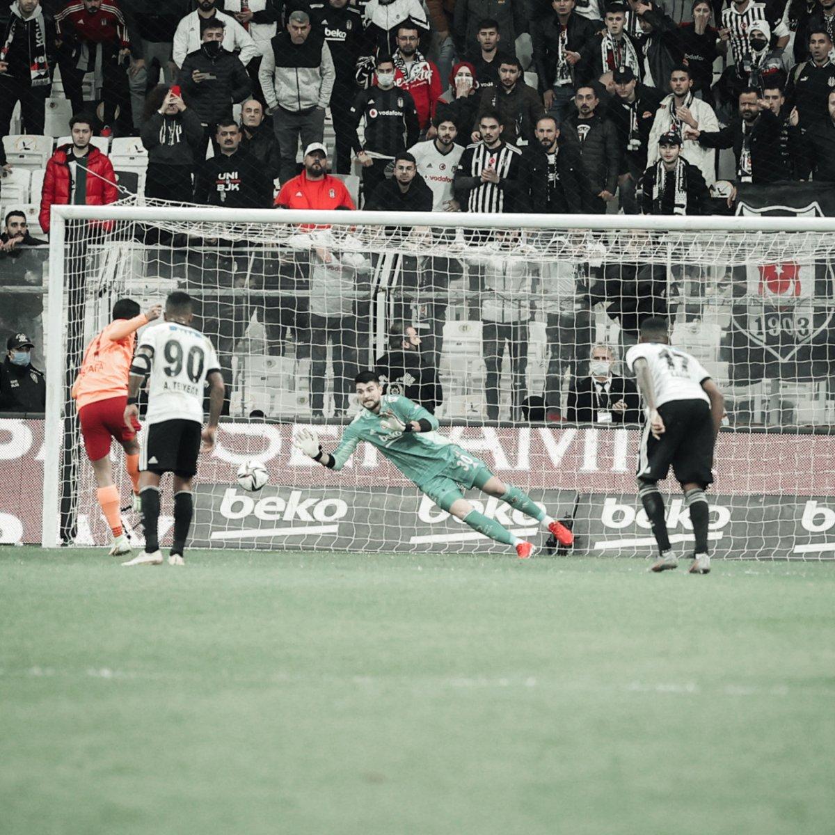 Ersin Destanoğlu'ndan Muslera açıklaması