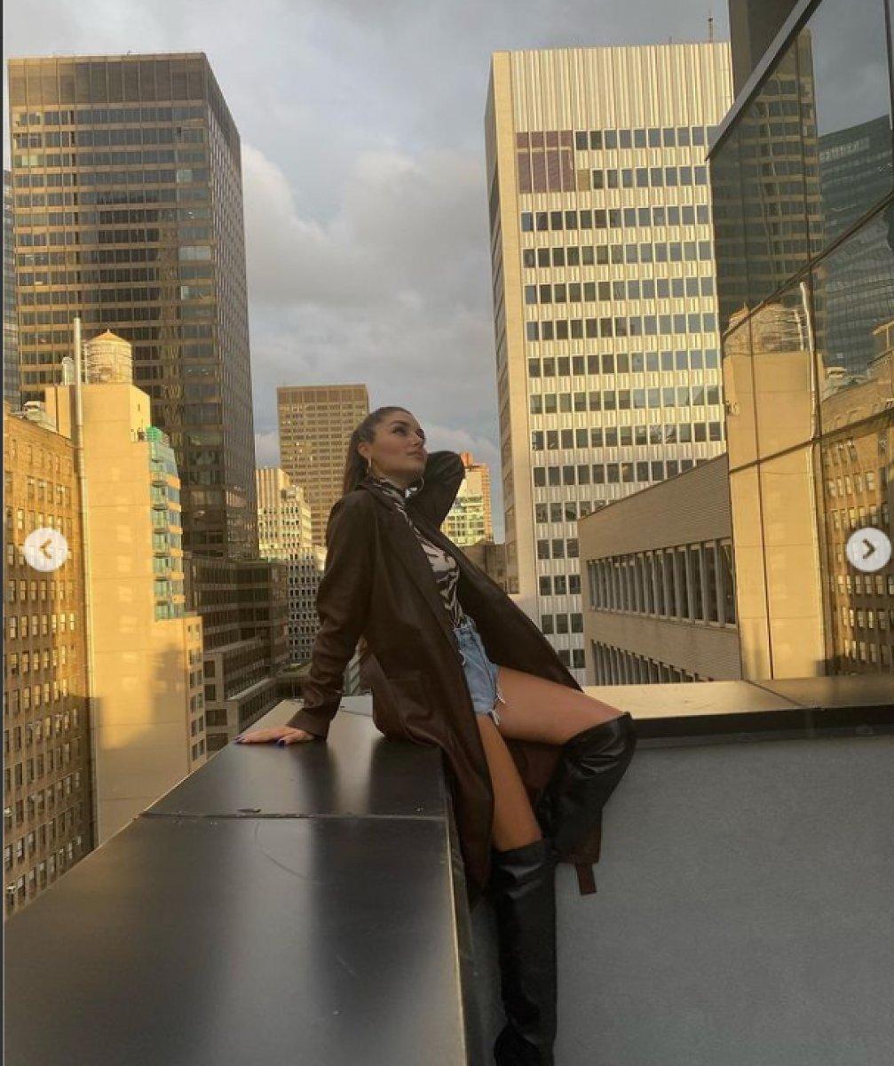 Adeta yürekleri hoplattı! Hande Erçel'in Newyork pozları